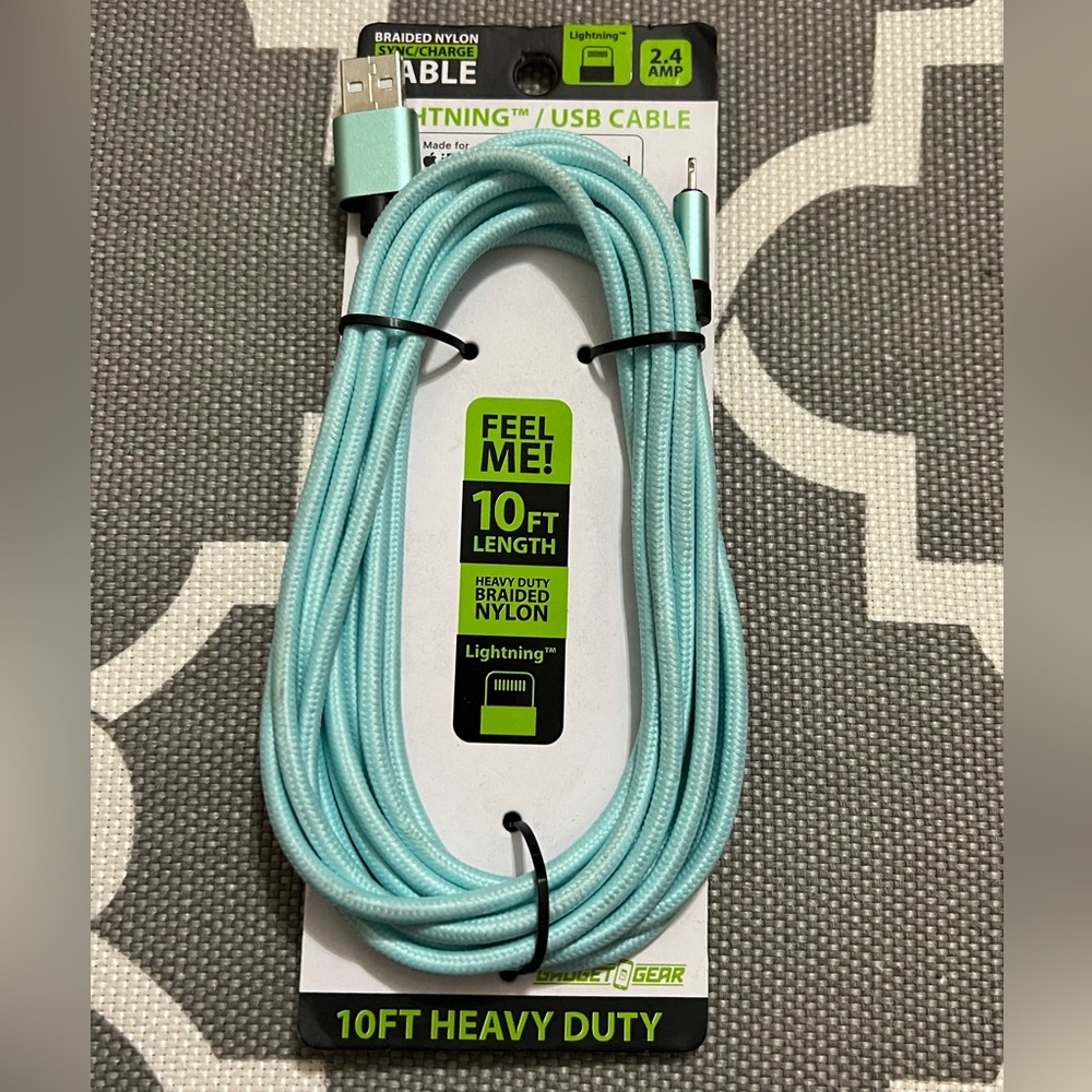 Iphone and Ipad USB Cable